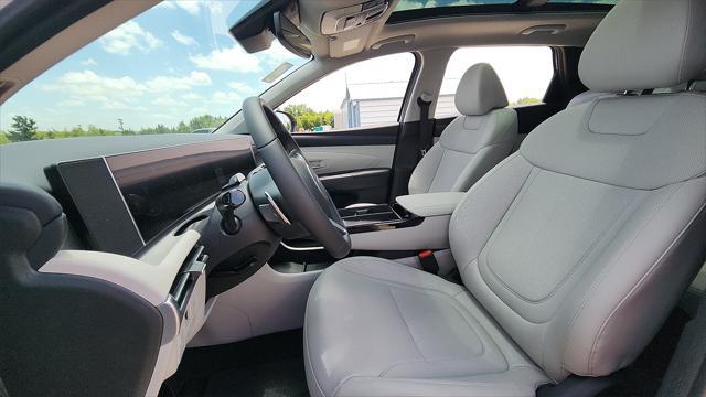 new 2025 Hyundai TUCSON Hybrid car, priced at $38,774