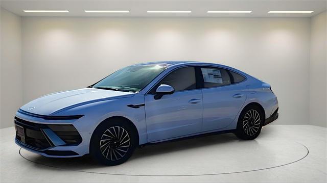 new 2025 Hyundai Sonata Hybrid car, priced at $39,660