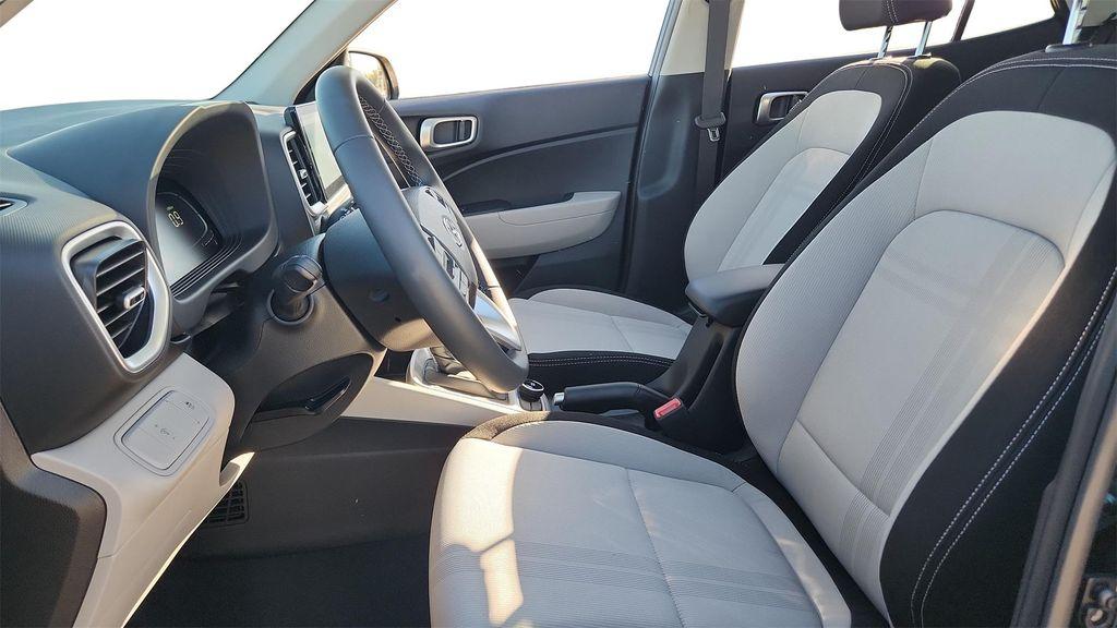 new 2025 Hyundai Venue car, priced at $23,806