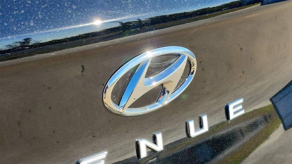 new 2025 Hyundai Venue car, priced at $23,806