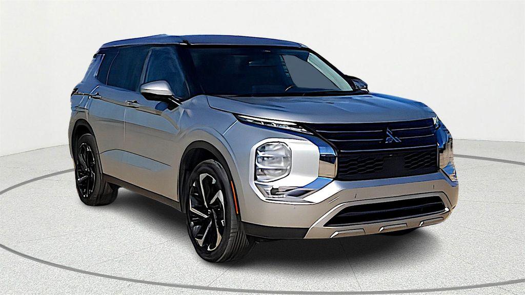 used 2024 Mitsubishi Outlander car, priced at $23,981