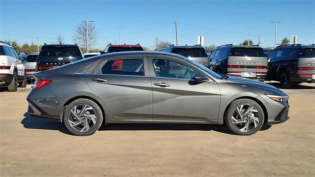 new 2025 Hyundai Elantra car, priced at $27,210