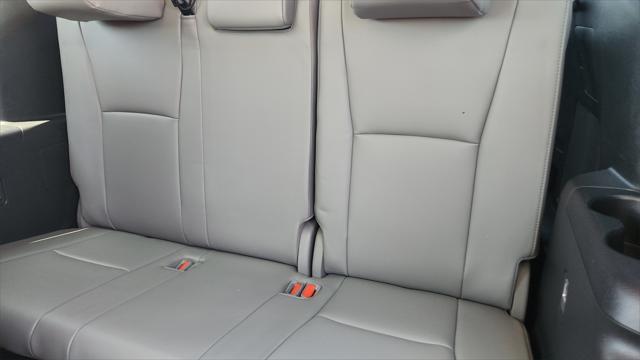 used 2021 Toyota Highlander car, priced at $37,888