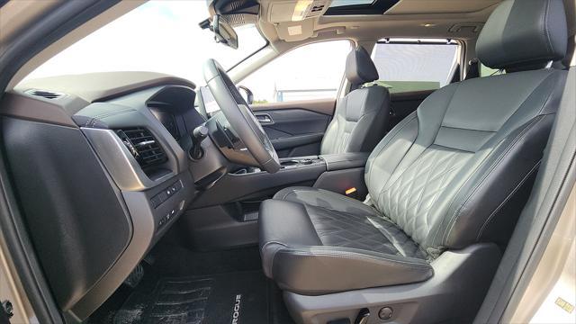 used 2023 Nissan Rogue car, priced at $32,444