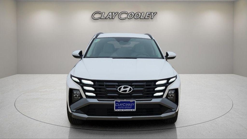 new 2025 Hyundai Tucson car, priced at $30,000