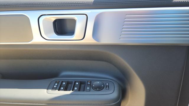 new 2025 Hyundai Santa Fe car, priced at $39,693