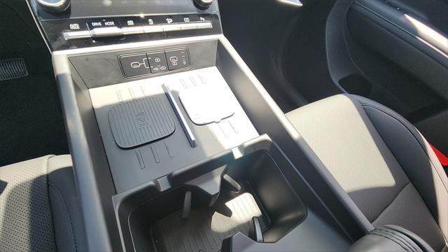 new 2025 Hyundai Santa Fe car, priced at $39,693
