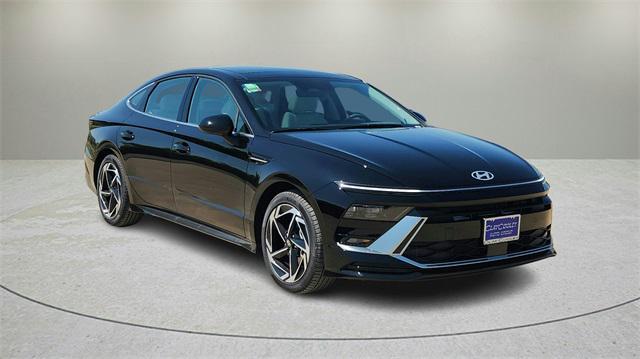 new 2025 Hyundai Sonata car, priced at $32,550