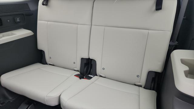 used 2025 Hyundai Santa Fe car, priced at $44,000