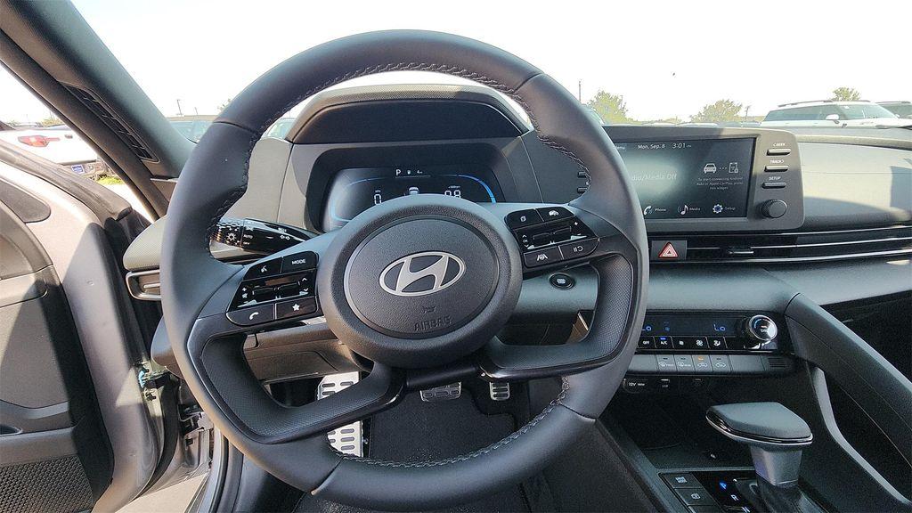 new 2025 Hyundai Elantra car, priced at $23,444