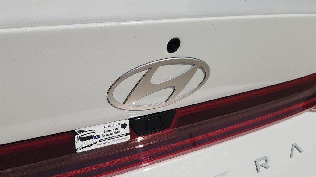 new 2025 Hyundai Elantra car, priced at $26,444
