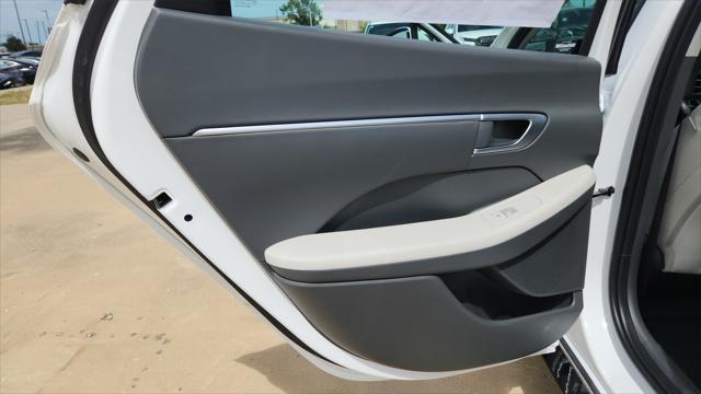 new 2025 Hyundai Sonata car, priced at $32,267
