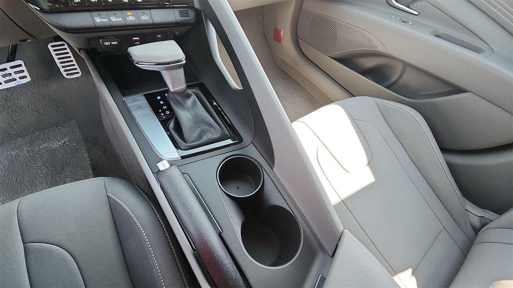 new 2025 Hyundai Elantra car, priced at $23,444