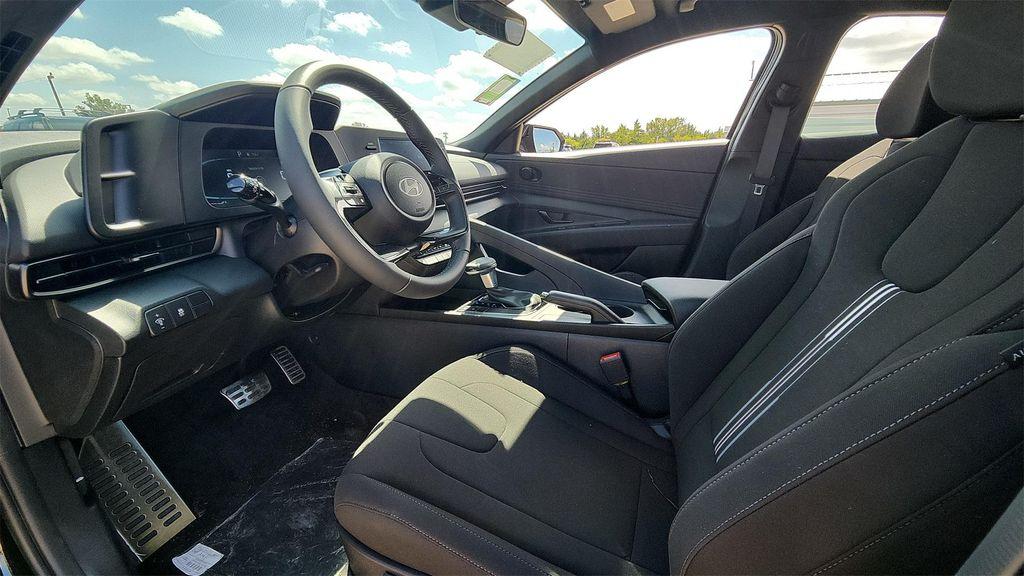 new 2025 Hyundai Elantra car, priced at $23,444
