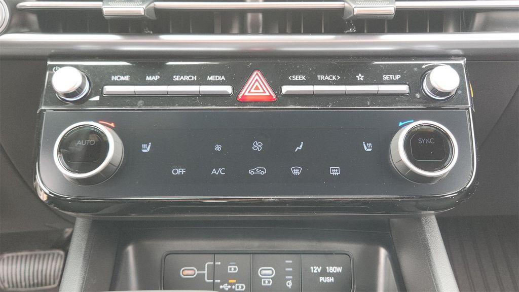 new 2025 Hyundai Tucson car, priced at $32,000