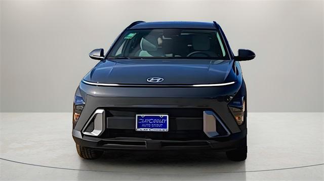 new 2025 Hyundai Kona car, priced at $27,910