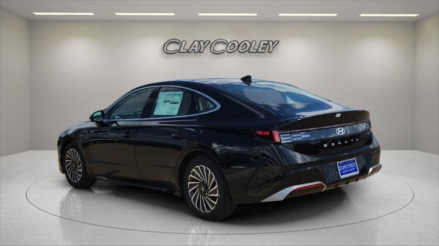 new 2025 Hyundai Sonata Hybrid car, priced at $38,374
