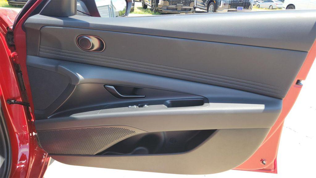 used 2025 Hyundai Elantra car, priced at $21,289