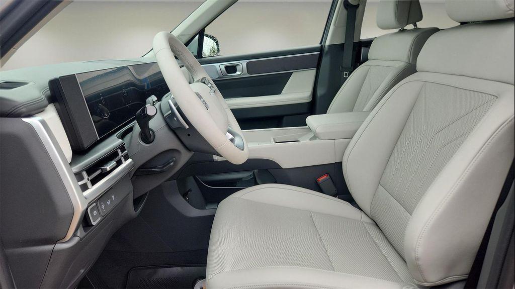 new 2025 Hyundai Santa Fe car, priced at $32,000