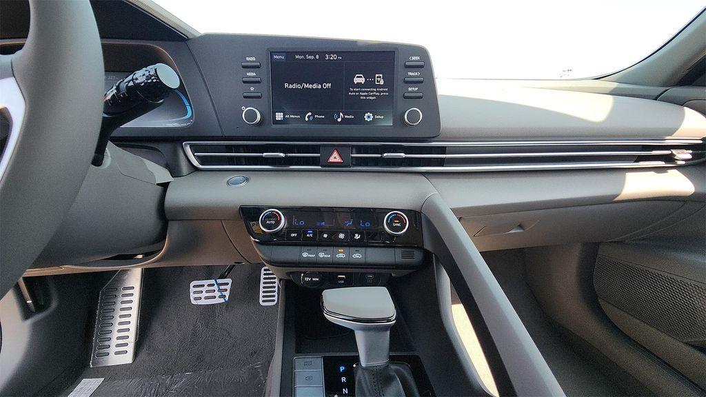 new 2025 Hyundai Elantra car, priced at $23,444