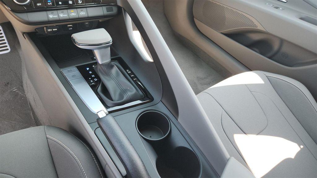 new 2025 Hyundai Elantra car, priced at $23,444