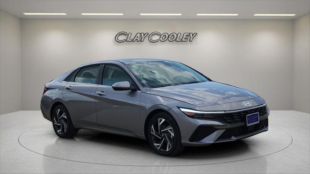 new 2025 Hyundai Elantra car, priced at $27,947
