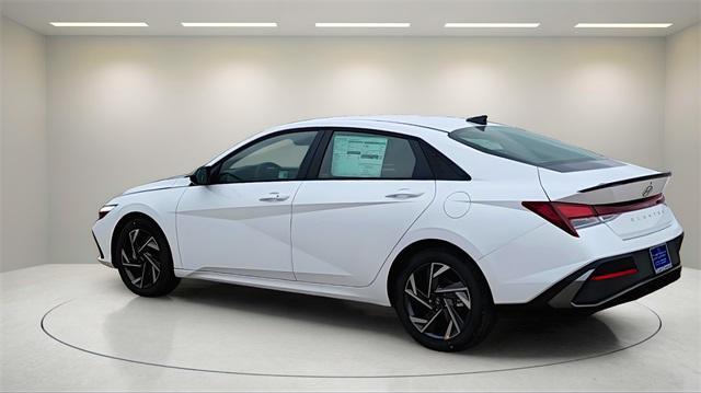 new 2025 Hyundai Elantra car, priced at $25,185