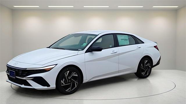 new 2025 Hyundai Elantra car, priced at $25,185