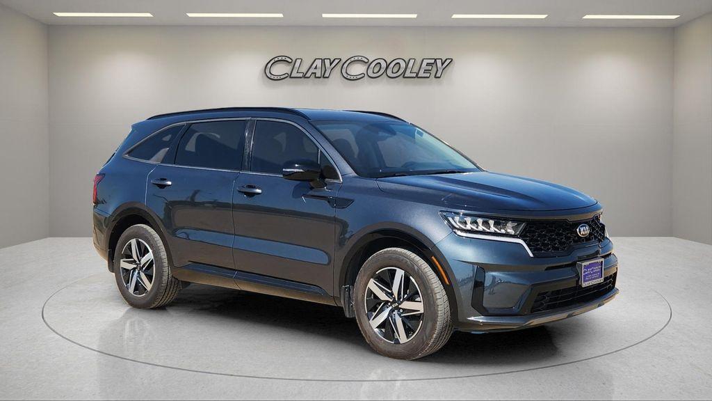 used 2021 Kia Sorento car, priced at $19,553