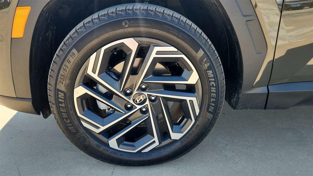 used 2025 Hyundai Tucson car, priced at $34,218