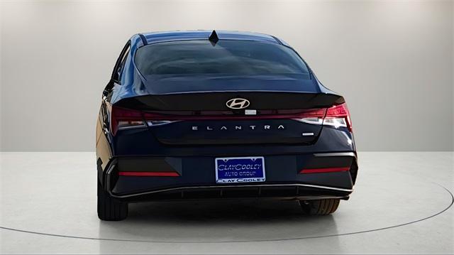 new 2025 Hyundai Elantra car, priced at $31,085