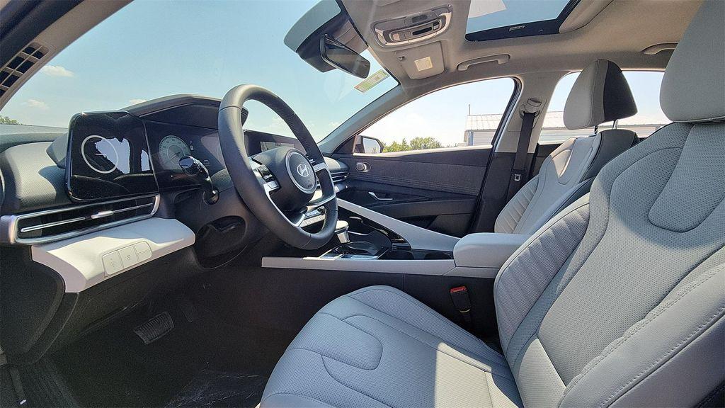 new 2025 Hyundai Elantra car, priced at $25,888