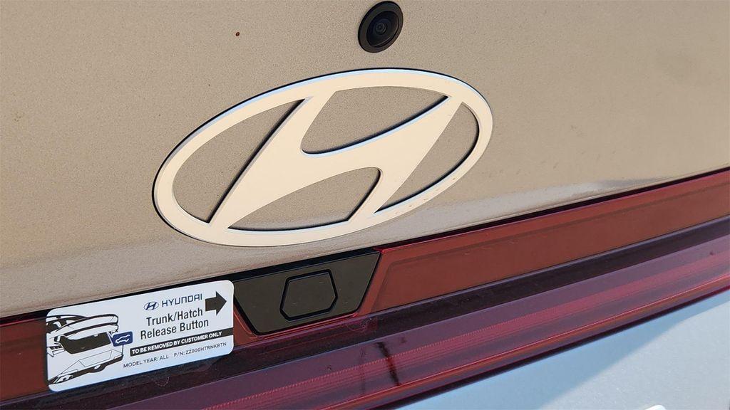 new 2025 Hyundai Elantra car, priced at $25,888