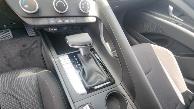 new 2025 Hyundai Elantra car, priced at $24,112
