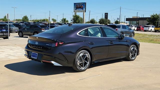 new 2024 Hyundai Sonata car, priced at $32,245