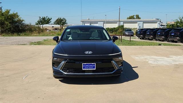 new 2024 Hyundai Sonata car, priced at $32,245