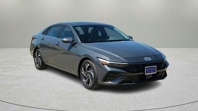 new 2024 Hyundai Elantra car, priced at $27,015