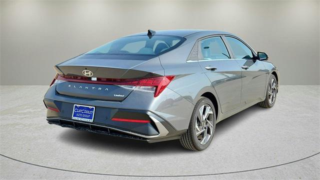 new 2024 Hyundai Elantra car, priced at $27,654