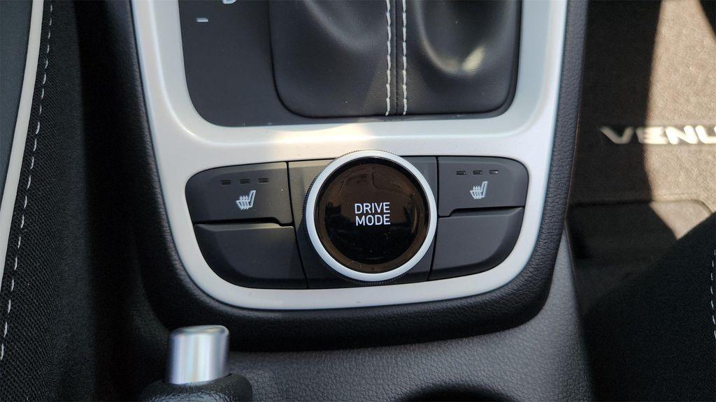 new 2025 Hyundai Venue car, priced at $25,457