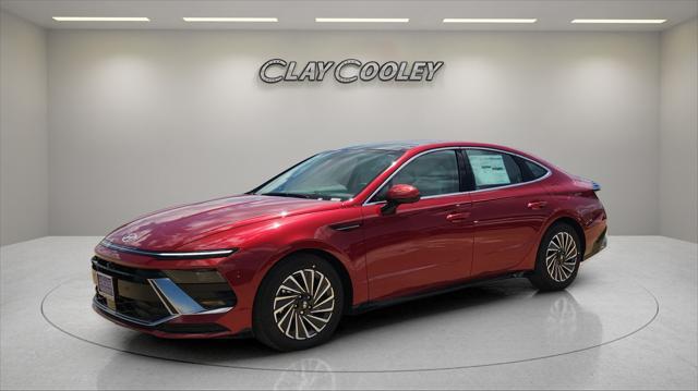 new 2025 Hyundai Sonata Hybrid car, priced at $38,858