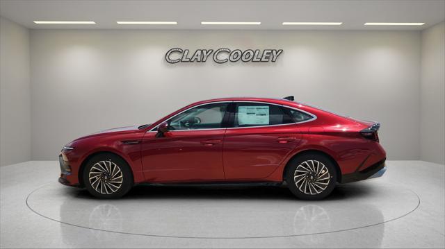 new 2025 Hyundai Sonata Hybrid car, priced at $38,858