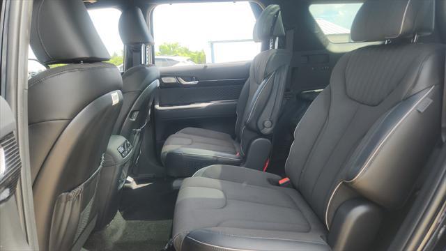 new 2025 Hyundai Palisade car, priced at $53,111