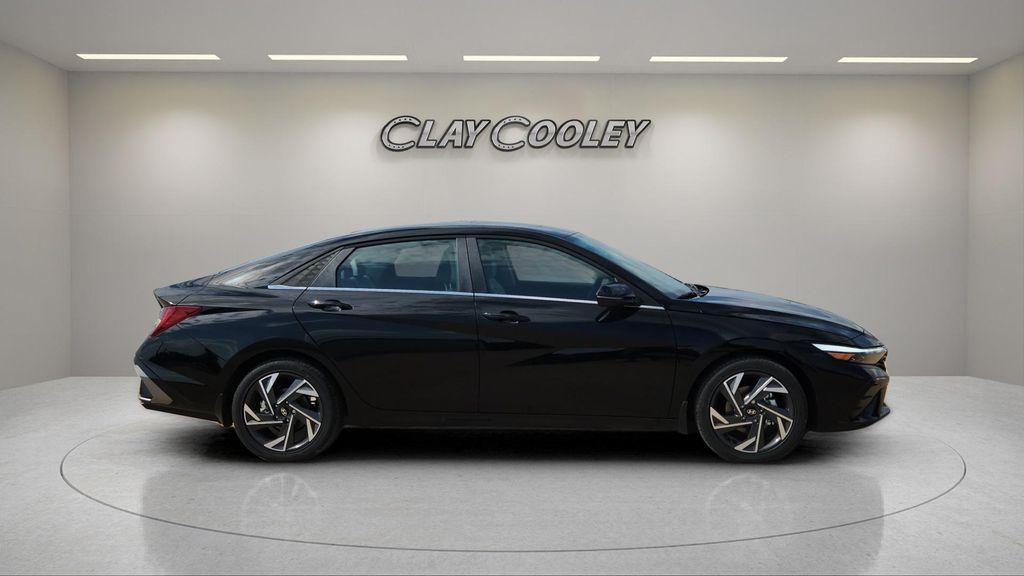 new 2025 Hyundai Elantra car, priced at $27,993