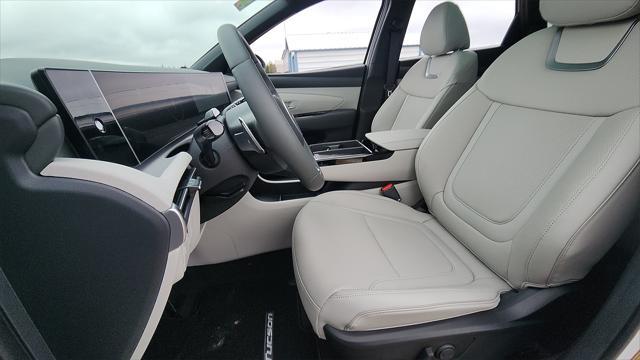 new 2025 Hyundai Tucson car, priced at $37,996