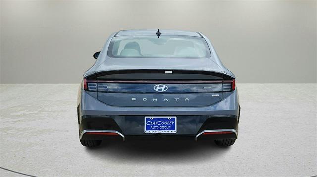 new 2024 Hyundai Sonata Hybrid car, priced at $29,000