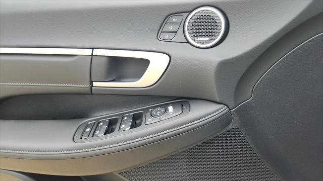 new 2025 Hyundai Sonata Hybrid car, priced at $38,885