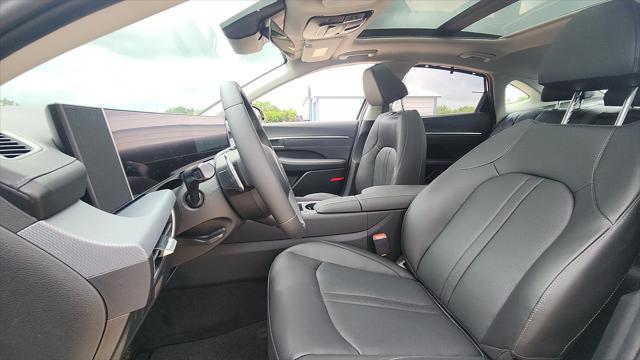 new 2025 Hyundai Sonata Hybrid car, priced at $38,885
