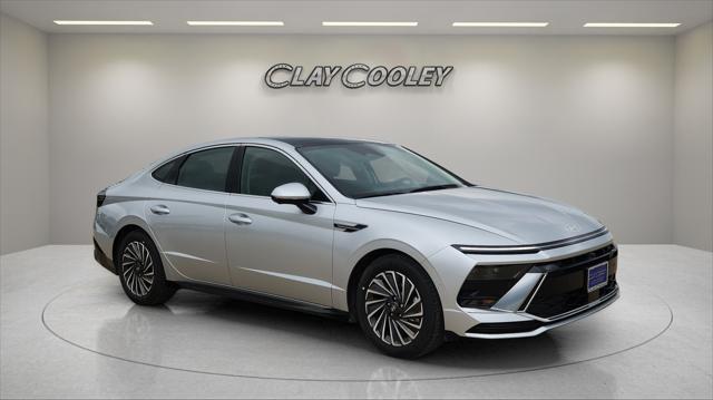 new 2025 Hyundai Sonata Hybrid car, priced at $38,885