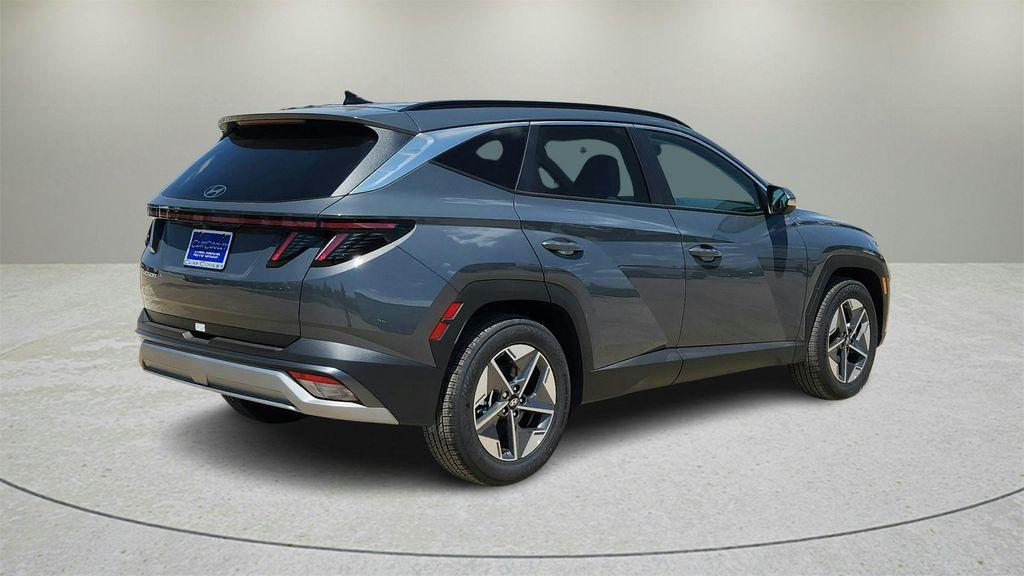 new 2025 Hyundai Tucson car, priced at $33,883