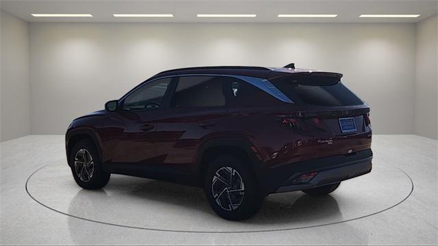 new 2025 Hyundai TUCSON Hybrid car, priced at $33,445